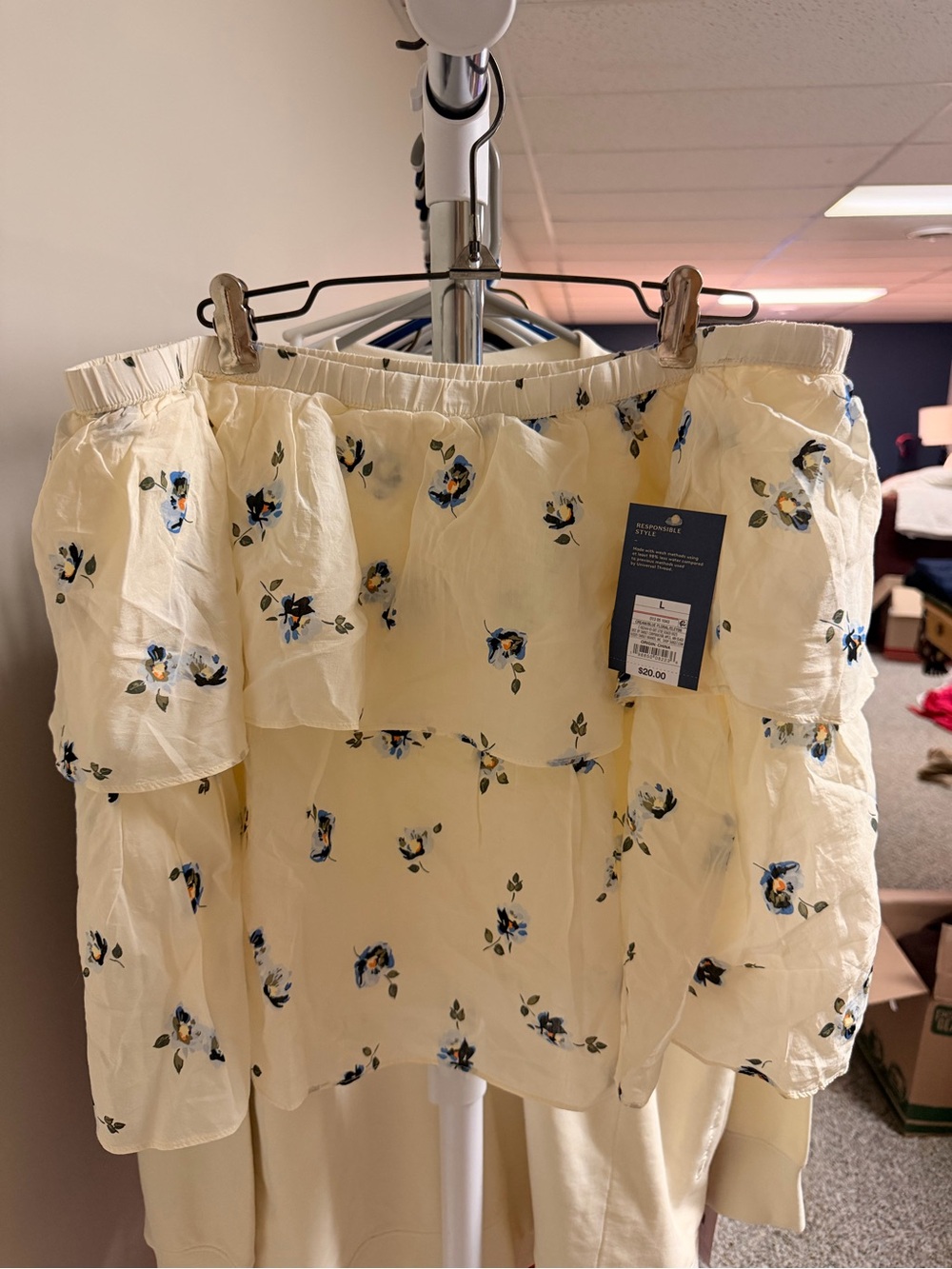 Universal Thread Cream Floral skirt